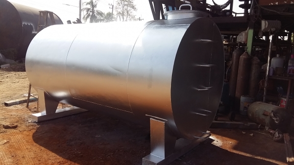 ขาย ถังน้ำ ถังน้ำมัน 5000 ลิตร หนา 6 มิล สวยพร้อมใช้ค่ะ