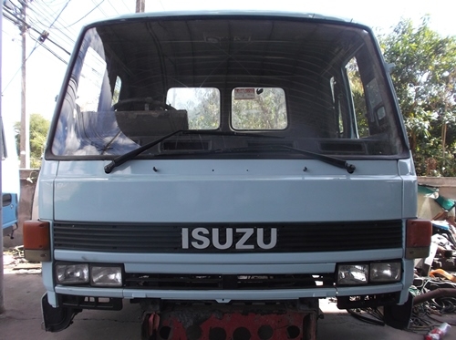 ขายหัว ROCKY  10ล้อ ทำสีแล้ว ตามสภาพที่เห็น  มีตัวดีด ตัวรับไม่มี