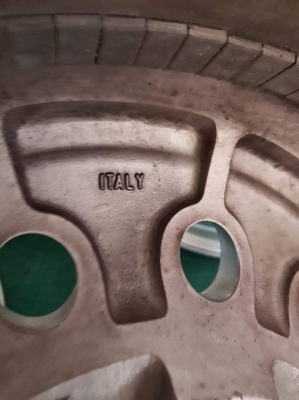 ขายล้อหยดน้ำ ขอบ 16 กว้าง 8" ออฟลบ 28 สวยๆ