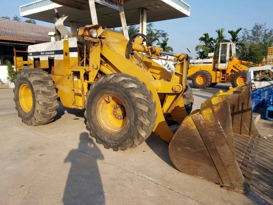 ขายรถตักล้อยาง KOMATSU 515-2 เอกสารเล่มทะเบียน ราคา 590,000 สะภาพเก่านอก รถสวยพร้อมใช้ 2 เพลา สนใจโทร.081-3531946 ต่อ.บางนา &amp; ไอร์ดีลาย รถอยู่ราชบุรี