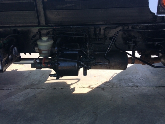 Hino 3H เครื่อง 195 แรง 2 เพลา ปี 36 กะบะเนียมดั้มพ์ ทะเบียนพร้อม