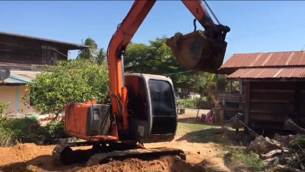 ขาย แบคโฮ Hitachi ZX 70-1  รถเก่านอก ใช้งานในไทย 1 ปี  เครื่องดี ปั้มแรงดี ไม่ Load ✔️ ระบบไฟฟ้า ✔️ เอวแน่น ✔️ แขนขุด สวย ✔️ โซ่,ใบ สวย ✔️ เอกสารอินวอยซ์  ราคา 525,000 ค่าคอม 1 หมื่น 091-0206555 รถอยู่สุรินทร์ ครับ