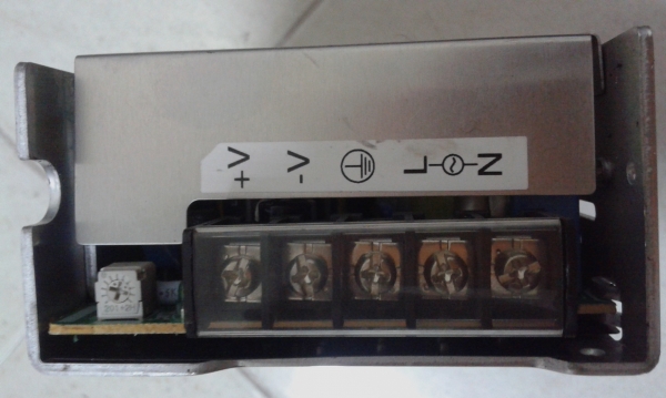 Power supply omron 24 V. 6.5  A.