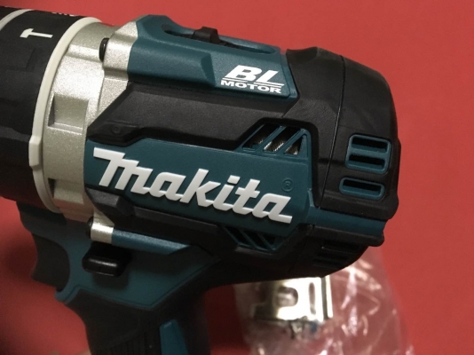 Makita ชุดสว่าน ไขควง เลื่อย Brushless Makita ชุดสว่าน ไขควง เลื่อย Brushless