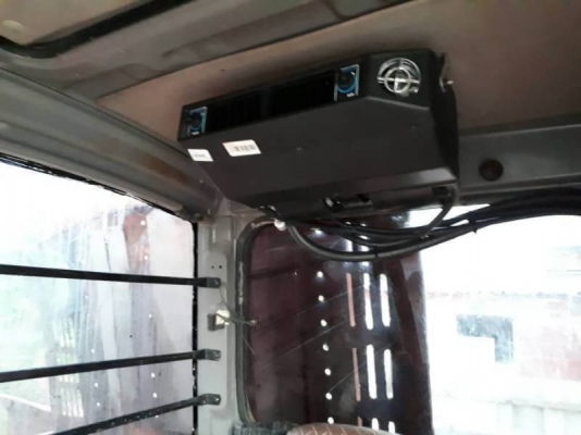 ขาย 535,000 สภาพเก่านอก HITACHI 70 เครื่องดี ปั้มแรง โช่หนา เอวแน่น ไฟฟ้าครบ เอกสารอินวอยท์  รถอยู่  สุรินทร์ 090-772-3710 090-772-3708