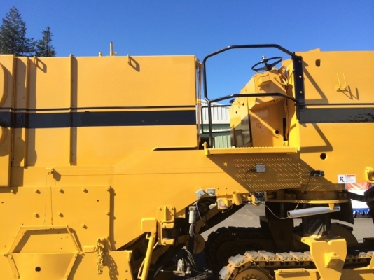 รถกัดถนน CMI รถกัดถนน CMI