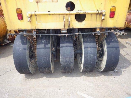 รถบด 9 ล้อยาง MITSUBISHI MR20 FROM JAPAN สนใจติดต่อ 063-9316985 ID LINE : 0639316985 ครับ