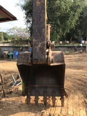 ขายด่วน แบคโฮKOMATSU PC100-5