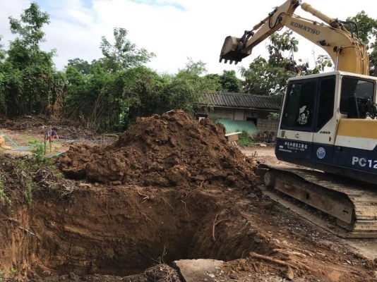 ขายด่วน แบคโฮKOMATSU PC100-5