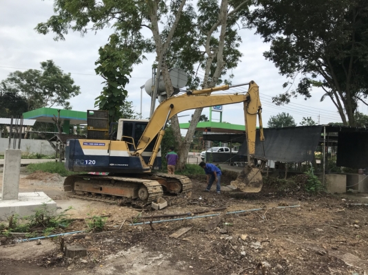 ขายด่วน แบคโฮKOMATSU PC100-5