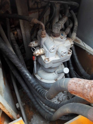 ขายHITACHI EX120-5 เก่านอกแท้ เดิมๆๆ  มีลายแย๊ก  4,XXX  ชั่วโมง สภาพสวย พร้อมใช้  โทร 089-3818694 ดวงนภา