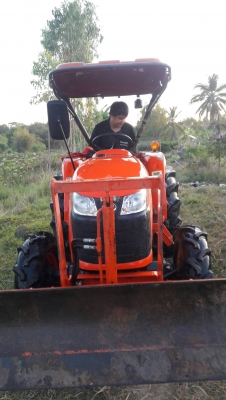 รถไถนานั่งขับ 3608 SP ปี 54 อาวุธครบมือพร้อมเล่มทะเบียนดูรถได้ที่ศรีสะเกษ