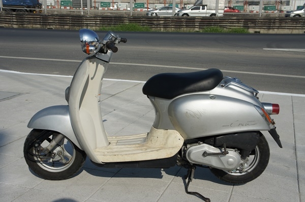 ขาย Honda Giorno Crea 50cc.สี่จังหวะ พร้อมใช้งาน 12000 บ