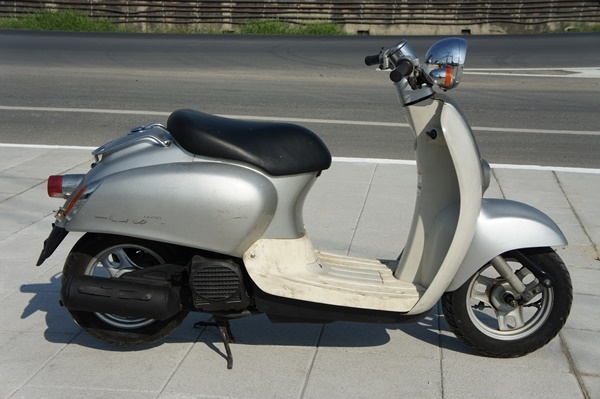 ขาย Honda Giorno Crea 50cc.สี่จังหวะ พร้อมใช้งาน 12000 บ