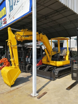 ถูก!!! รถขุดตัก รถแบ๊คโฮ KOMATSU PC50UU ดีเซล ชมเครื่องจักร โฟล์คลิฟท์ รอก นับ1,000รายการจากญี่ปุ่นwww.paholgroup.com