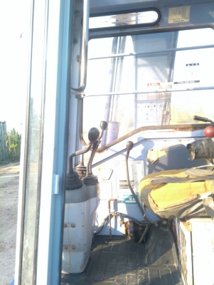 ส่งไปจ.ตากเรียบร้อยแล้ว รถแบคโฮ KOMATSU PC28UU รถเก่านอกนำเข้า ยังไม่เคยใช้งานในไทย เครื่องดี ปั๊มดี เอวแน่น ไฟฟ้าครบ ระบบสมบูรณ์ พร้อมใช้งาน มีเอกสารใบอินวอยซ์