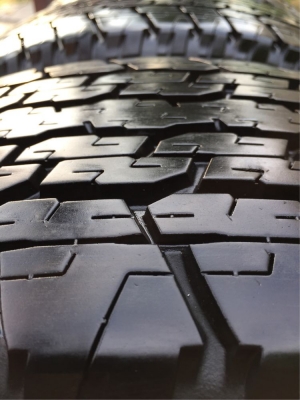 ยาง Bridgestone 245 70 16 สิ้นปี16 ดอกเต็ม เนื้อนิ่มๆ ใช้ยาว ราคาไม่แพง