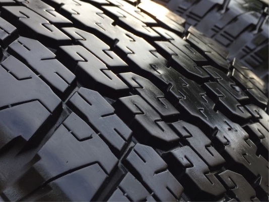 ยาง Bridgestone 245 70 16 สิ้นปี16 ดอกเต็ม เนื้อนิ่มๆ ใช้ยาว ราคาไม่แพง ยาง Bridgestone 245 70 16 สิ้นปี16 ดอกเต็ม เนื้อนิ่มๆ ใช้ยาว ราคาไม่แพง
