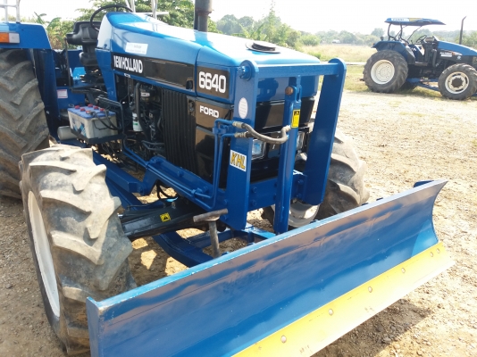 ขาย6640(4&times;4)คานนิวฮอแลนปี96มีเล่มครบพร้อมโอน