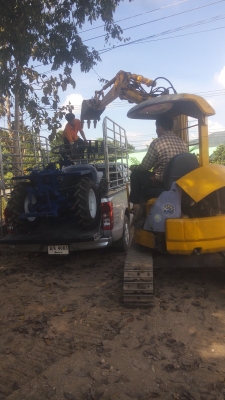 ขายครับแบคโฮ KOMATSU pc12UU-2