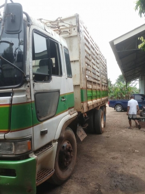 ขายดั้มเพลาเดียว 260แรง คัชชีสวย เครื่องดี