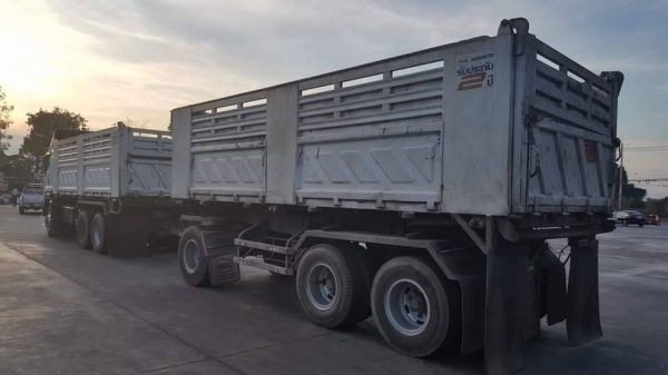 ขาย เดก้า 360 ปี 57 ดั้มสามมิตรแม่ลูก 3 เพลา