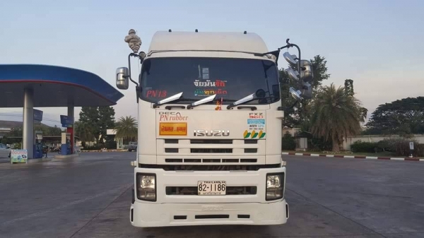 ขาย เดก้า 360 ปี 57 ดั้มสามมิตรแม่ลูก 3 เพลา