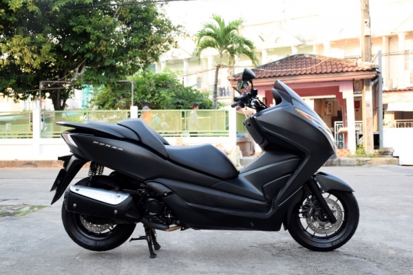 Forza 300 2016 มือเดียว สีสวยมาก