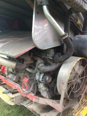 ขายรถเกี่ยวข้าวเจ้าช้างไวไฟปี51เครื่องอีซูซุ260ช่วงล่าง12โรงงาน