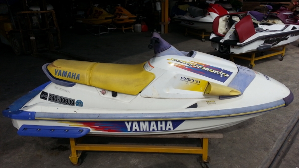ขายครับ jet ski yamaha Raider 700 คาร์บูคู่ เก่าญี่ปุ่น ตรวจเช็คแล้ว พร้อมลงน้ำ
