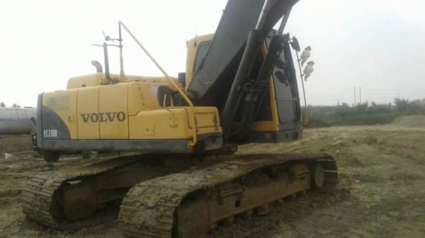 ขาย 1,190,000 VOLVO EC 210 B PRMIE ชั่วโมงทำงาน 9,400 ชม. ไฟฟ้าครบ เครื่องดี ปั้มแรง เอวแน่น ช่วงล่างเต็ม เอกสารอินวอยทร์ รถอยู่ กทม. 090-772-3710 090-772-3708 ขาย 1,190,000 VOLVO EC 210 B PRMIE ชั่วโมงทำงาน 9,400 ชม. ไฟฟ้าครบ เครื่องดี ปั้มแรง เอวแน่น ช่วงล่างเต็ม เอกสารอินวอยทร์ รถอยู่ กทม. 090-772-3710 090-772-3708
