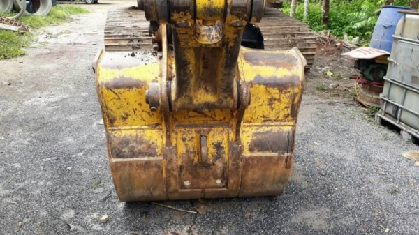 ขายดาวน์ 600,000 KOMATSU pc 200-8 ทำงาน 2,900 ชม.ดาวน์ 600,000 ผ่อน 98,000&times;30 งวด พร้อมเปลี่ยน