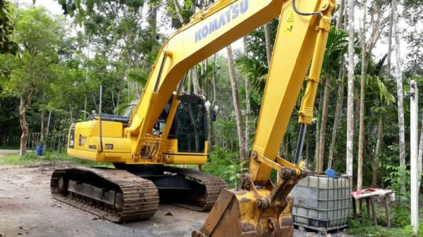 ขายดาวน์ 600,000 KOMATSU pc 200-8 ทำงาน 2,900 ชม.ดาวน์ 600,000 ผ่อน 98,000×30 งวด พร้อมเปลี่ยน ขายดาวน์ 600,000 KOMATSU pc 200-8 ทำงาน 2,900 ชม.ดาวน์ 600,000 ผ่อน 98,000×30 งวด พร้อมเปลี่ยน