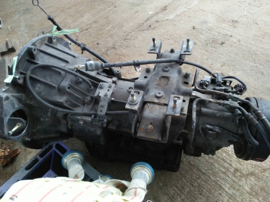 ขายเกียร์ รถเครน ขนาด 5 ตัน ของKOBELCO รุ่น RK70-2 ขายราคา37,000 บาท ขายเกียร์ รถเครน ขนาด 5 ตัน ของKOBELCO รุ่น RK70-2 ขายราคา37,000 บาท
