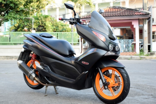Pcx 150i 2013 limited ของแต่งแน่น รถบ้านแท้ มือเดียว สด-ผ่อน รูดบัตรได้ Pcx 150i 2013 limited ของแต่งแน่น รถบ้านแท้ มือเดียว สด-ผ่อน รูดบัตรได้