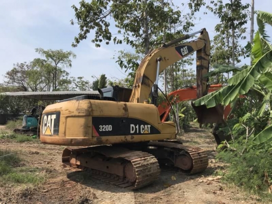 CAT 320D