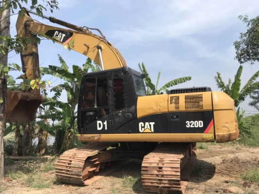 CAT 320D
