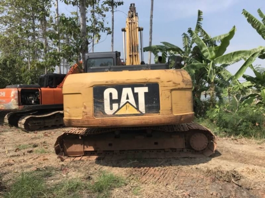 CAT 320D