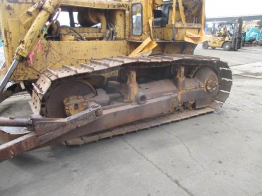 แทรคเตอร์ Caterpillar รุ่น D6C
