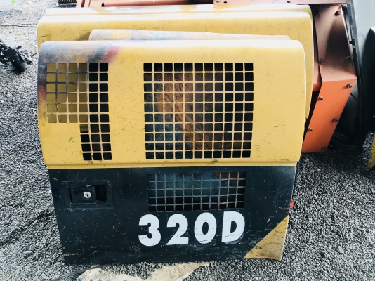 ขาย ฝาข้าง ฝาครอบเครื่อง CAT320D