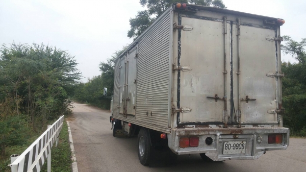 HINO6ล้อ FC 2W120แรง ตู้แห้ง ยาว 5.5 เมตร เครื่องดี ครัทซีสวย ตู้ตามสภาพขาย 310,000 บาท ศุภากร 081-1 HINO6ล้อ FC 2W120แรง ตู้แห้ง ยาว 5.5 เมตร เครื่องดี ครัทซีสวย ตู้ตามสภาพขาย 310,000 บาท ศุภากร 081-1