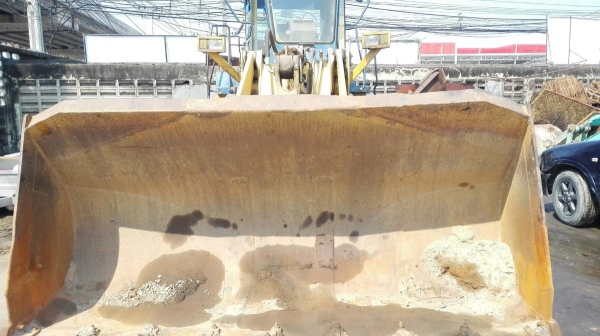 Komatsu WA400-1/ รถตักเอวอ่อนขนาดใหญ่ ตักประมานสามคิว