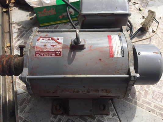 ขายมอเตอร์ MITSUBISHI 3HP 220V มือสอง สวยๆครับ
