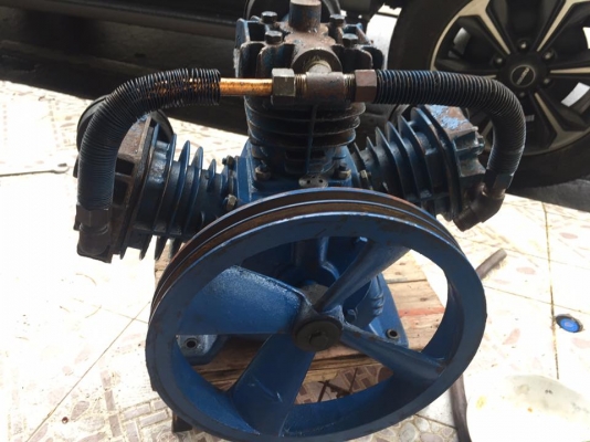 หัวปั้มลม TIGER 2HP 3สูบ  สภาพพดี พร้อมใช้งาน ครับ