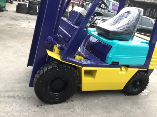 ขาย โฟรคลิฟท์ โคมะสุ ขีด 11 ดีเซล 1.5 ตัน เสา 4 เมตร