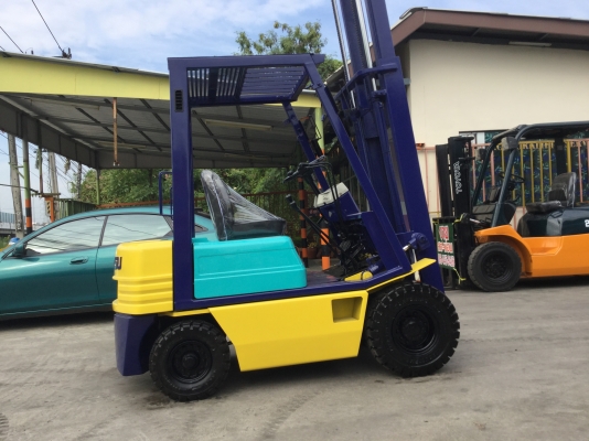 ขาย โฟรคลิฟท์ โคมะสุ ขีด 11 ดีเซล 1.5 ตัน เสา 4 เมตร