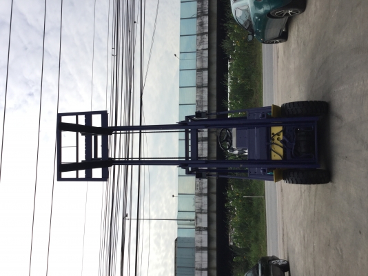 ขาย โฟรคลิฟท์ โคมะสุ ขีด 11 ดีเซล 1.5 ตัน เสา 4 เมตร