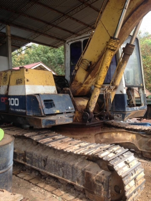 ขาย แบคโฮ KOMATSU PC100-5 ขายคู่ รถเทรลเลอร์ ISUSU ขาย แบคโฮ KOMATSU PC100-5 ขายคู่ รถเทรลเลอร์ ISUSU