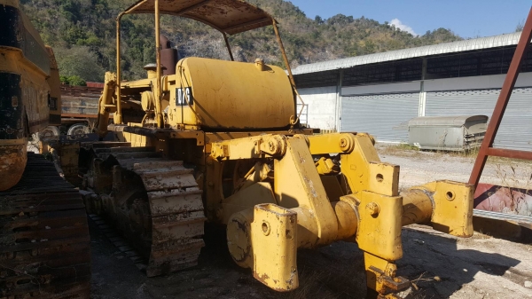 ขาย แทรกเตอร์ CAT D7G เกียร์ตัด ตีนไก่ ใบเต็ม โซ่ 70\% เอกสารใบอินวอยซ์