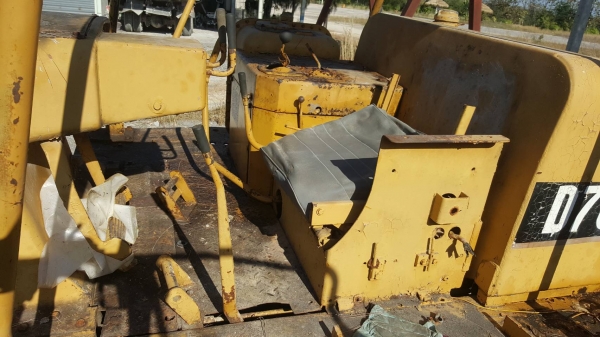 ขาย แทรกเตอร์ CAT D7G เกียร์ตัด ตีนไก่ ใบเต็ม โซ่ 70\% เอกสารใบอินวอยซ์